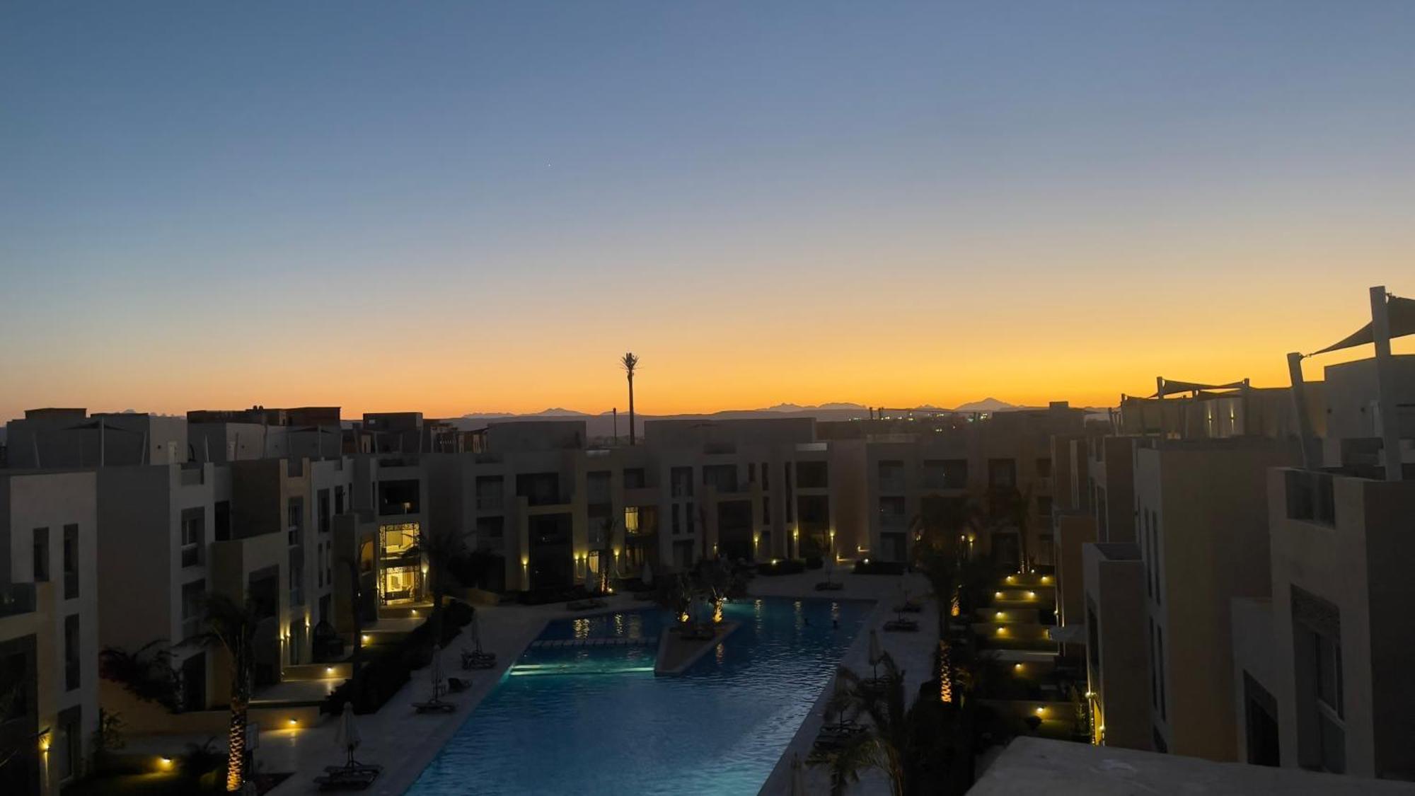 Ollystays Mangroovy Seaview 2Br Beach And Pool Free Access Hurghada Exterior photo
